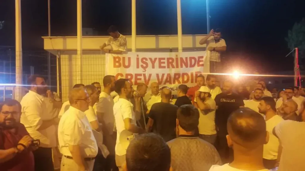 İzmir Grev: 23 Bin İşçi Greve Çıktı ve Yoğunluk Oluştu