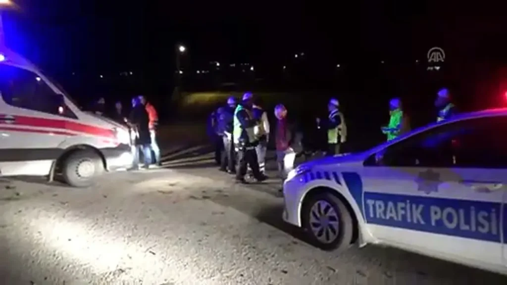 Ankara Kahramankazan Trafik Kazası: 3 Ölü 2 Yaralı
