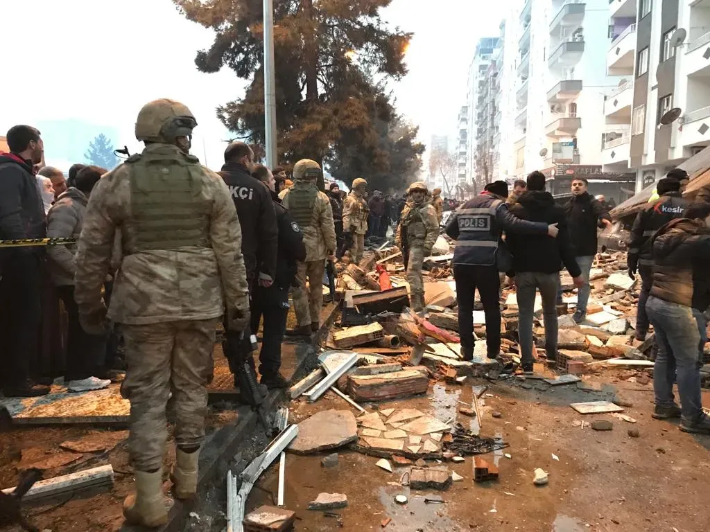 Kriz yönetimi ve güvenlik: güncel son dakika gelişmeleri