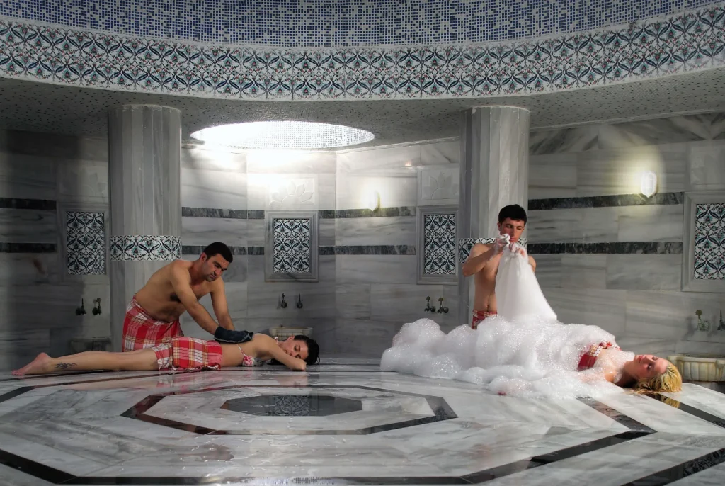 Turkish Bath vs Spa Day: Differences, Costs, and Choices